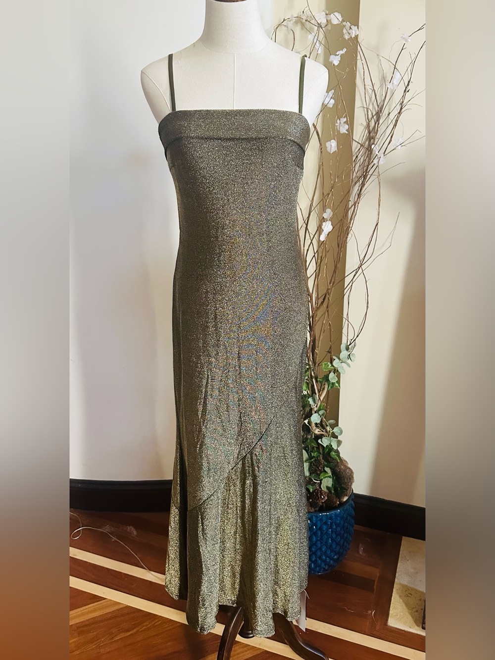 Shimmering Gold Formal Slip Dress with Spaghetti Straps Size M/L